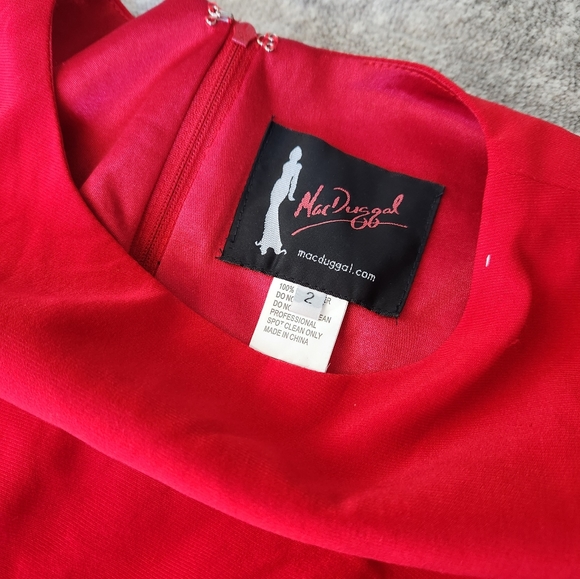 Mac Duggal Red Two Piece Mermaid Gown Size 2 NWT - Picture 5 of 12